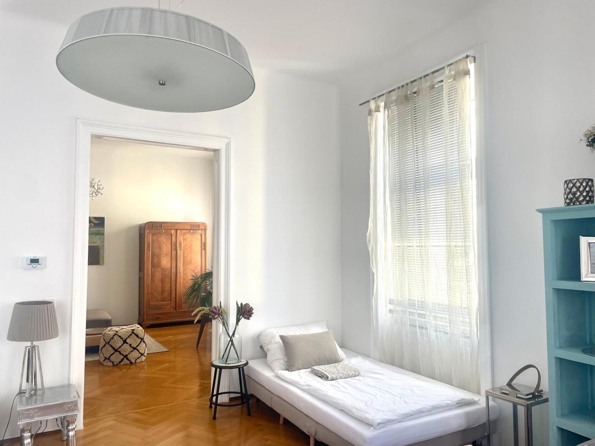Charmante Innenstadtwohnung Vienna Luaran gambar